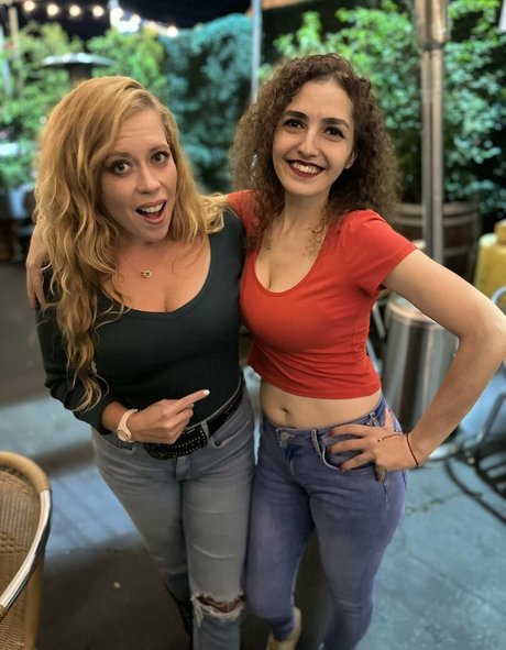 Nina Infinity nacktheit top foto