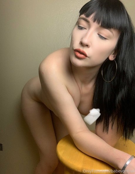 babevonfree schauspielerin xxx bild