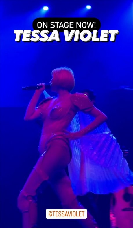 Tessa Violet model erwachsene archiv