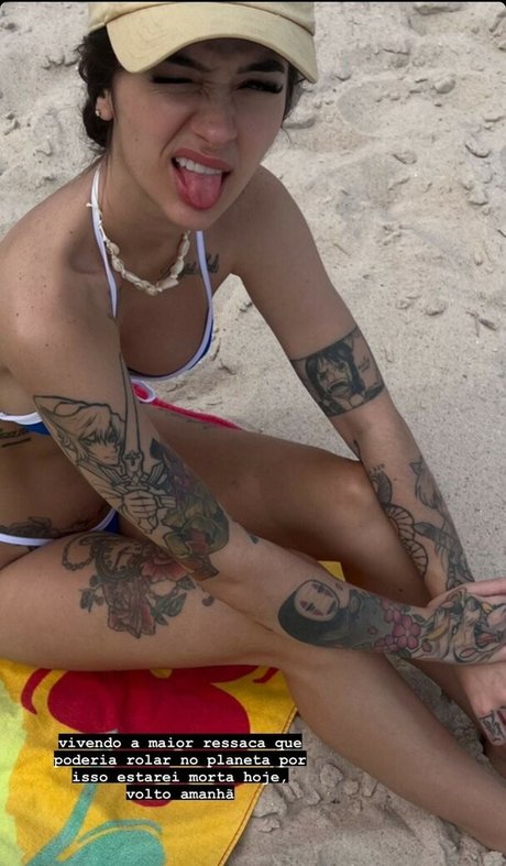 Caputile pornostar nacktheit fotos