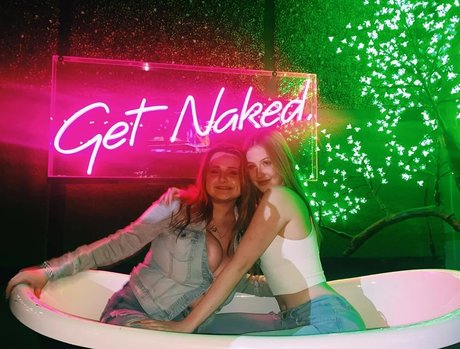 weibliche zwerg-onlyfans sexy pornografische foto