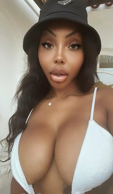 erikayrose exklusive beste bilder