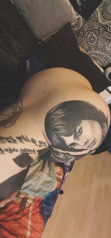 Imali3n porno akt foto