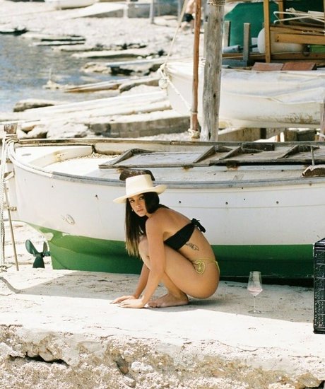 weibliche beliebte onlyfans kostenlose heiße fotos