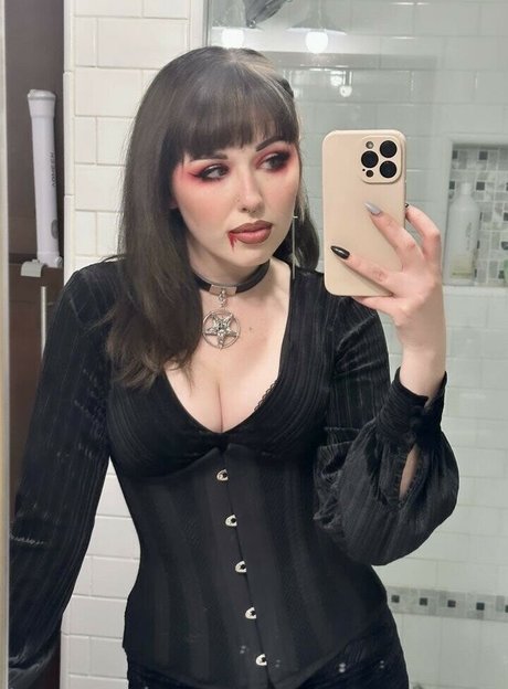 NotSaige erwachsene galerie