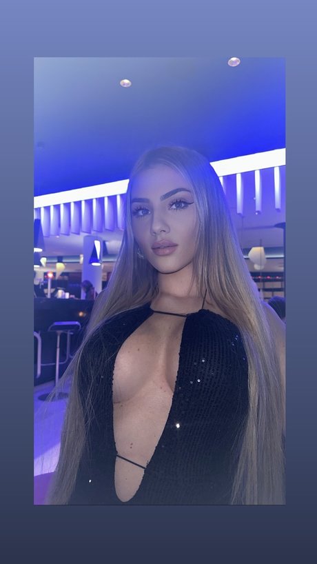 amateur nackte onlyfans kunst hübsche archiv