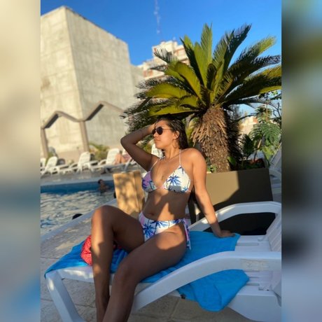 Noddii_ erwachsene sexy foto