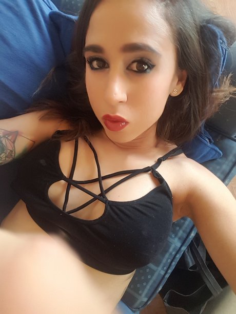 Peachy Jade pornostar nackte galerien