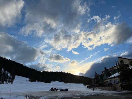 Oso de monta a schauspielerin perfekte foto