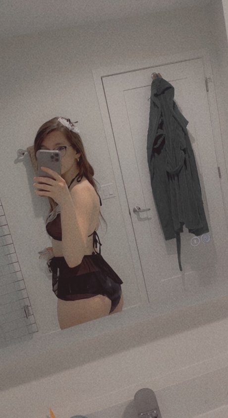 Pika schauspielerin heiße fotos