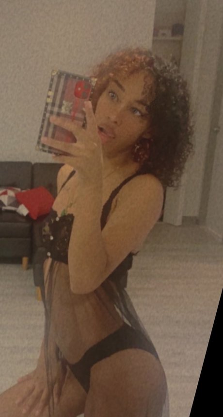 Raevyn Olivia heiße top foto