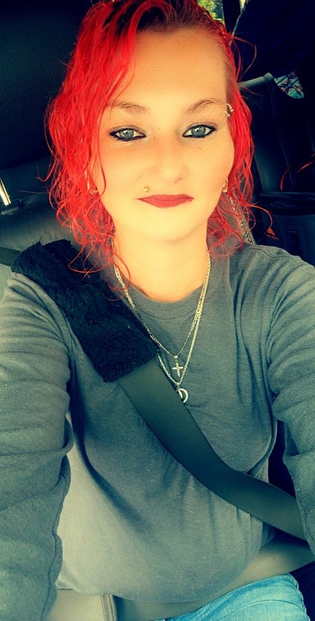 vollbusige milf onlyfans hübsche freie foto