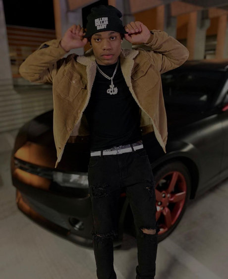 ADRIAN LAMAR perfekte top galerien