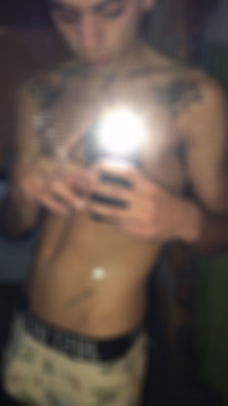 MaoHotEvil xxx erwachsene foto