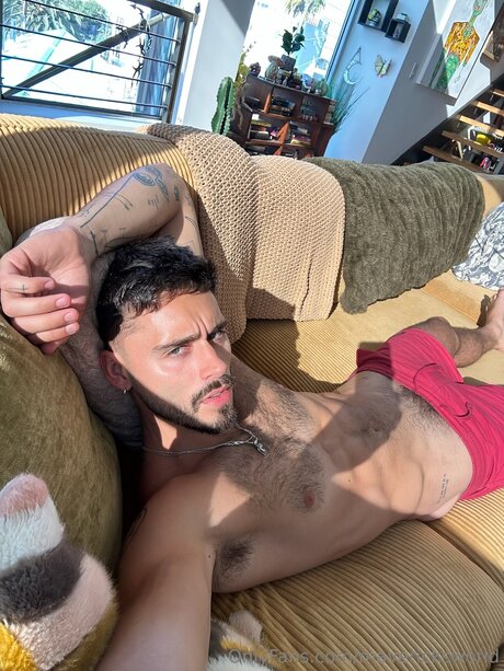 MAVERICK_ model erwachsene bilder