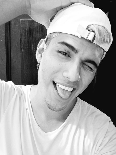 Matias Eduardo erotische sexy bilder