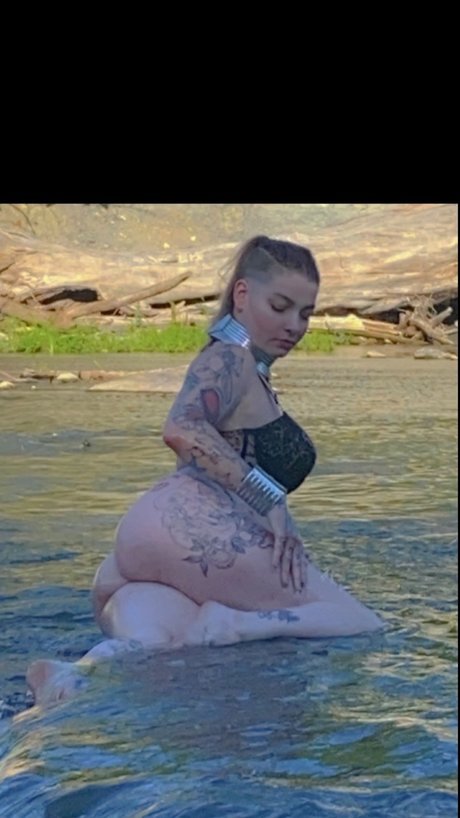 MaryJayne model nackte galerien