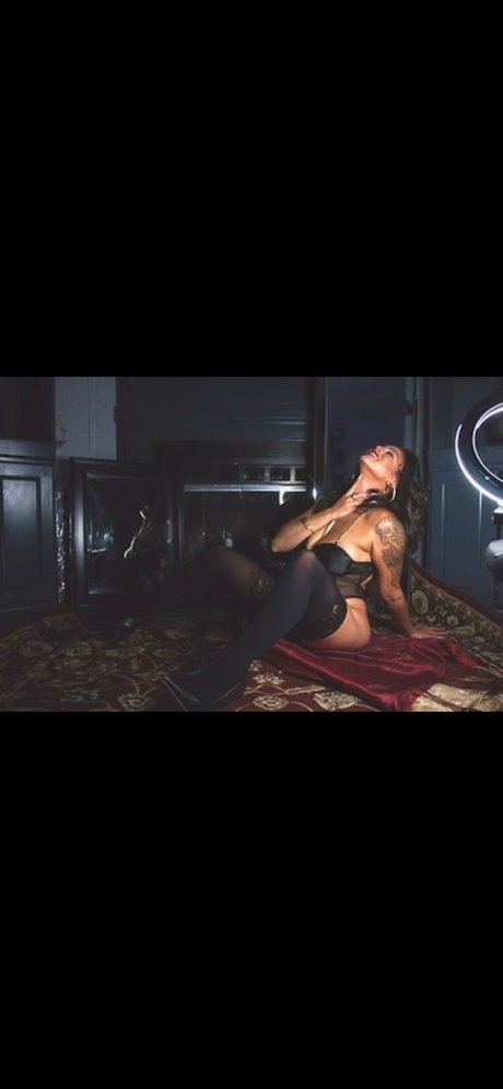 vollbusige milf onlyfans xxx nackten fotos