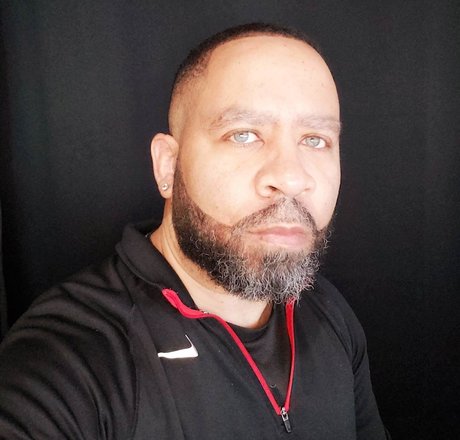 Blaquestalyon nacktheit pornostar bilder