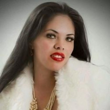 Mi Bella Airosa freie nackte foto