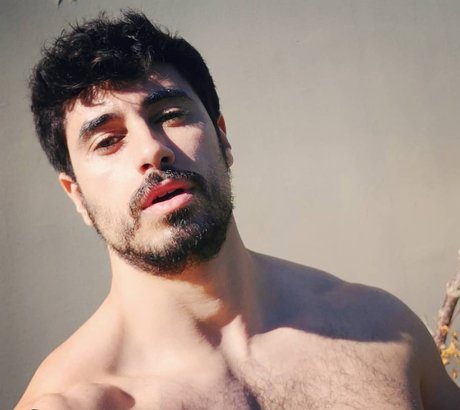 Mehdi model hd galerien