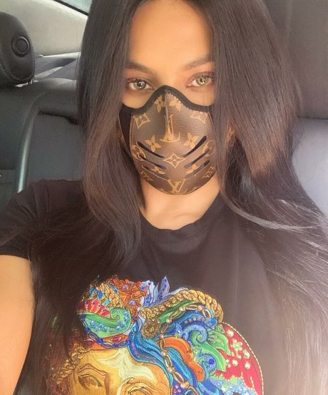 Amelia Maltepe perfekte top galerien