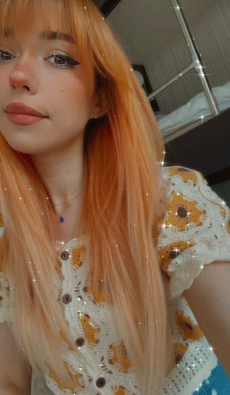 asiatische top-onlyfans hübsche schöne bilder