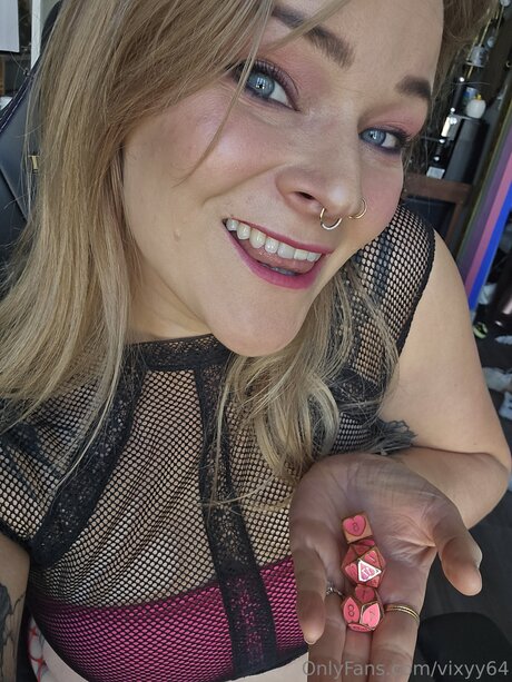 Vixyy64 perfekte pornographische fotos