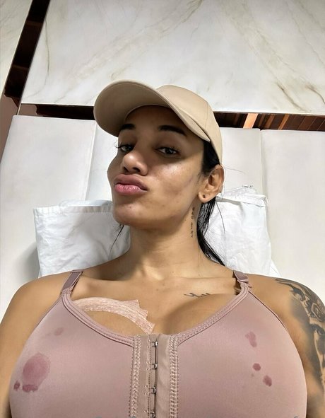 laurasaenzfree porno schöne bilder