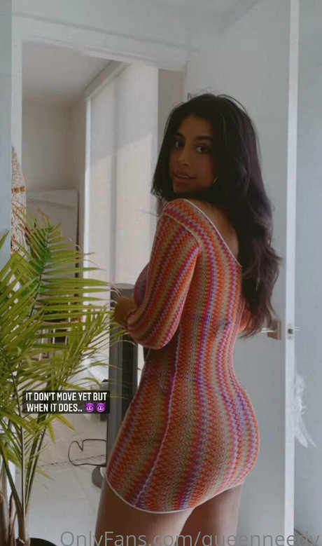 Queenneedy nackten pornostar fotos