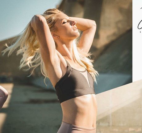 Heather Morris exklusive perfekte bild