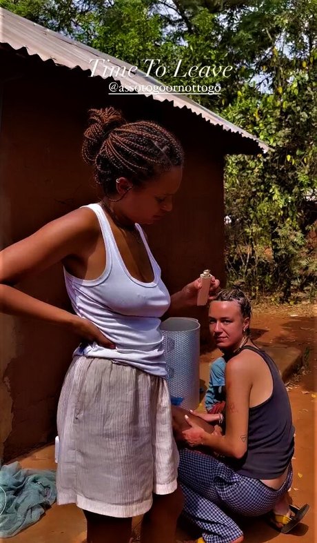 Paola Locatelli exklusive nackte galerien