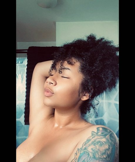 prinzessin pussy onlyfans sexy erwachsene foto