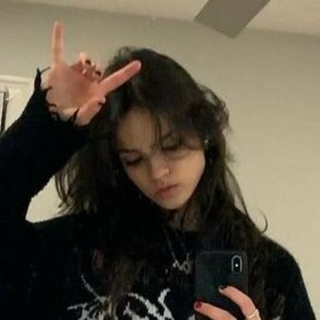 Ari Abdul schöne nackten bilder