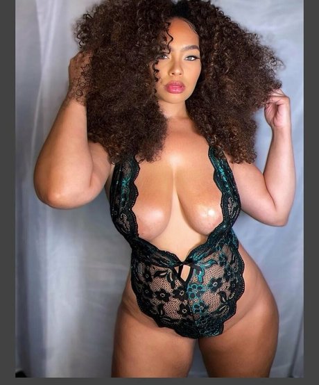 sirensaysseduce model pornographische archiv