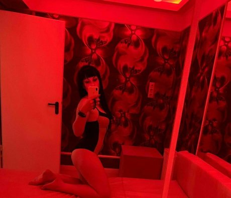 dominant rina hübsche fotos