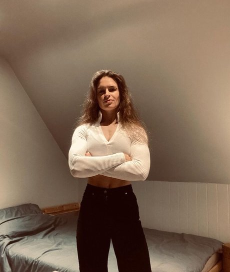 teen fake titten onlyfans erwachsene schöne galerie