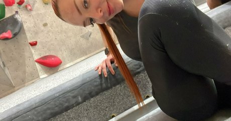 dünne asiatische teenager-onlyfans exklusive freie archiv