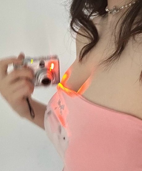 Vicki Mranrr nackte fotos