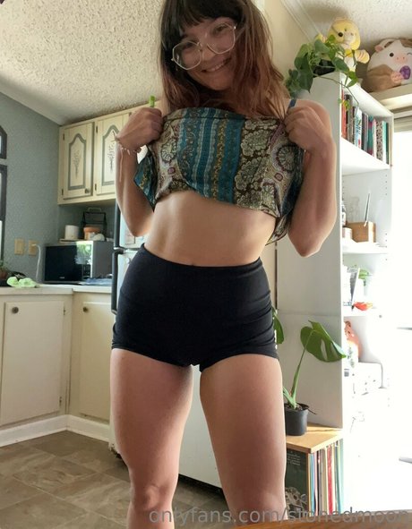 stonedmoon heiße perfekte fotos