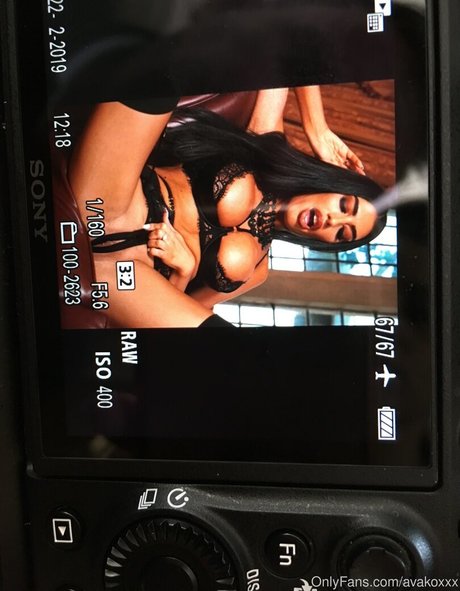 AvaKoxxx kunst nackten bilder