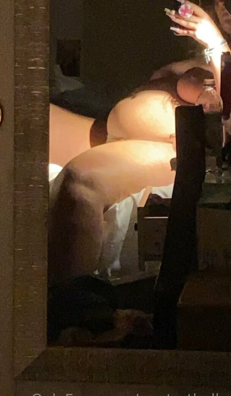 poptartbelly kunst akt galerien