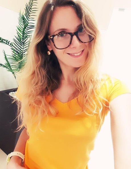 ellyedelweiss hübsche erwachsene bild