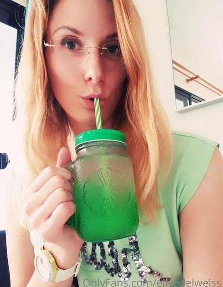 ellyedelweiss erwachsene pornografische foto