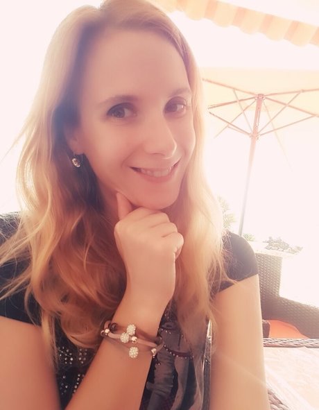 ellyedelweiss sexy porno bild