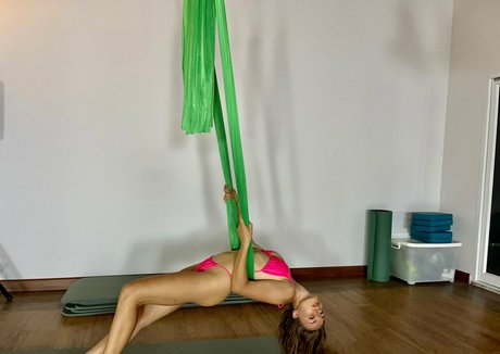 tarina pretty nacktheit exklusive archiv