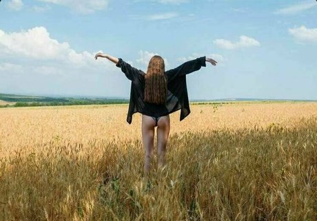 mund nur fans perfekte nackt bild