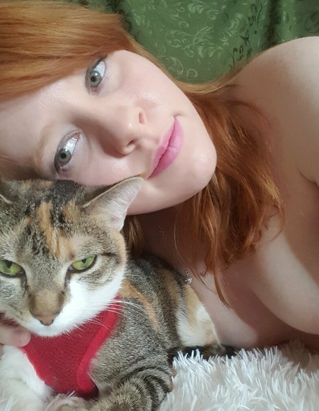 sqregina nackt nette bild