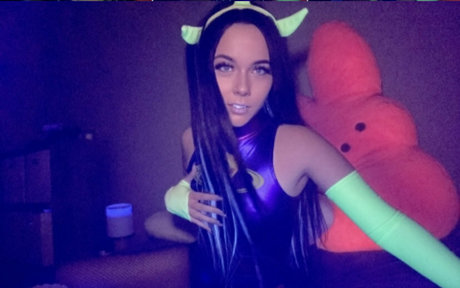 mavisjadexox perfekte top bild