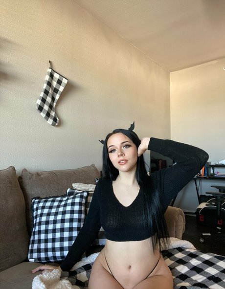 mavisjadexox nackt sexy foto